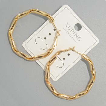 עגילי טבעות Xuping, עובי 3,5 מ״מ, קוטר 39×41 מ״מ, בציפוי זהב 18K