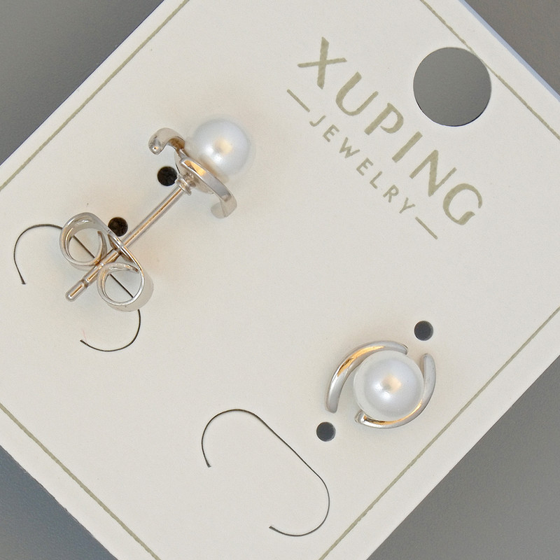 עגלי סטוד Xuping עם חרוז לבן, קוטר 7×9 מ״מ, ציפוי רודיום
