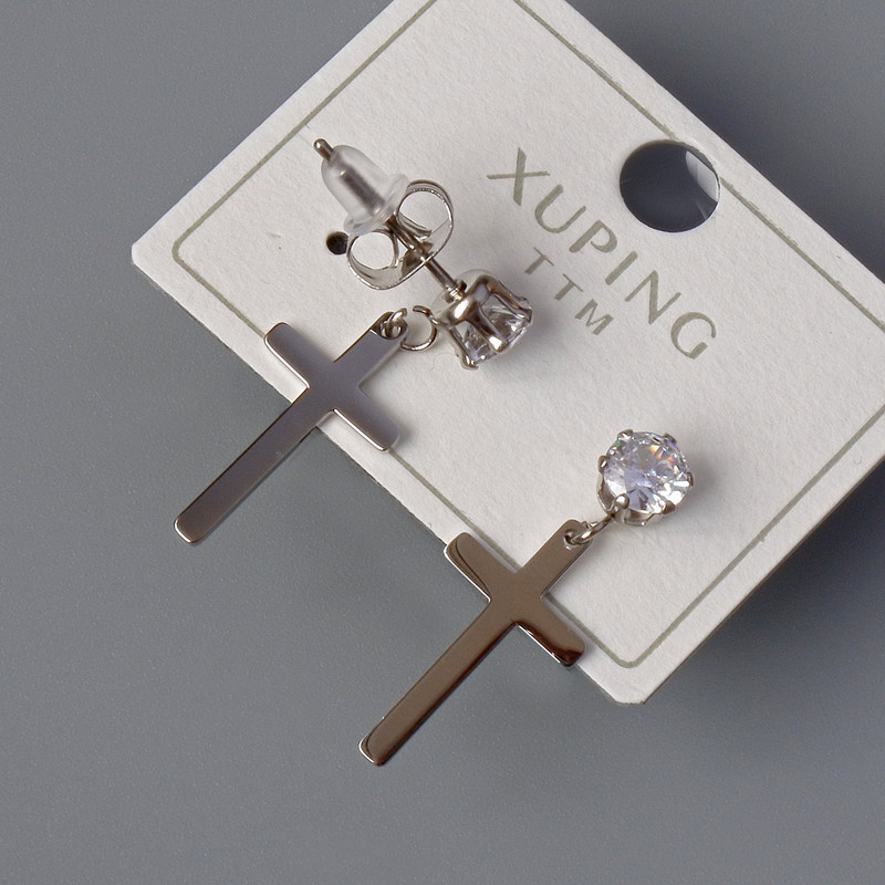 עגילי סטוד «הצלב» Xuping עם קריסטל לבן, קוטר 10×18 מ״מ, אורך 24,5 מ״מ ± רודיום