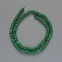 חרוזי מלכיט (דחוסים) צורה רונדל חלק, קוטר 6×2 מ״מ ±, אורך 39 ס״מ ± על חוט
