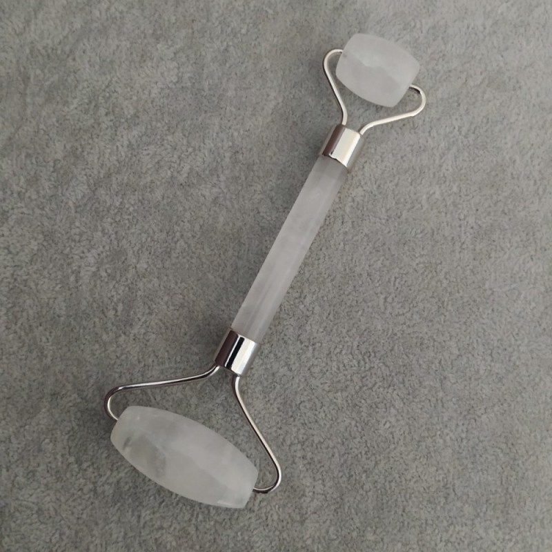 מסאז׳ר מאבן קריסטל דו-צדדי, אורך 14.5 ס״מ, מתכת כסופה