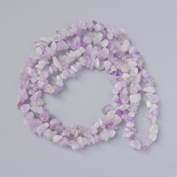 גרגרי אמטיסט לוונדר טבעיים, אבן גרגרית דקה, קוטר 8×4 מ״מ+- אורך כ-80 ס״מ+- על חוט