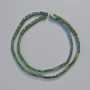 שרשרת חרוזי המטיט מלבנים 9×3 מ״מ ± גוון ירוק משתנה