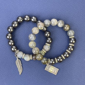 ערכת צמידים לאברדרייט והמטיט, חרוזים חלקים בקוטר כ-10 מ״מ +/- סטרץ', אורך 18 ס״מ