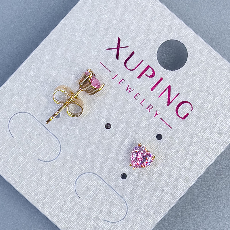 עגילי סטוד Xuping בצורת לב עם אבן ורודה בקוטר 5 מ״מ ±, מצופים בזהב 18K