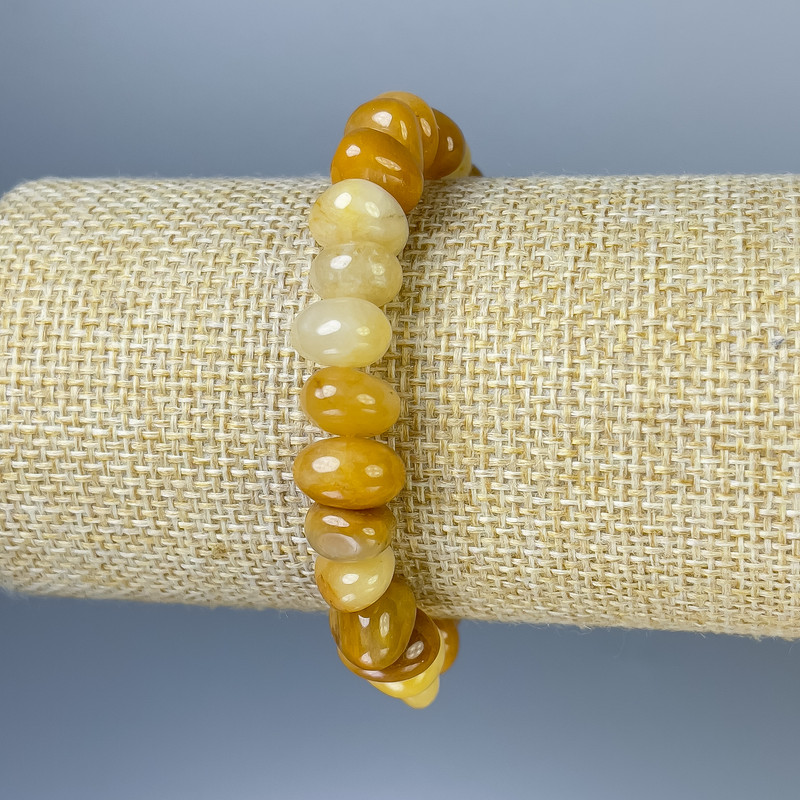 צמיד אגט מגולף, קוטר 8-11×7 מ״מ, אורך 18 ס״מ, מתיחה