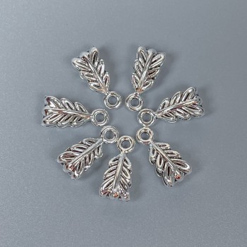 אביזרי בייל בצבע כסף, מידה 14×7×5 מ״מ ± פתחי 2.5 מ״מ ± פתח 1.8 מ״מ ± אריזה 22 יחידות