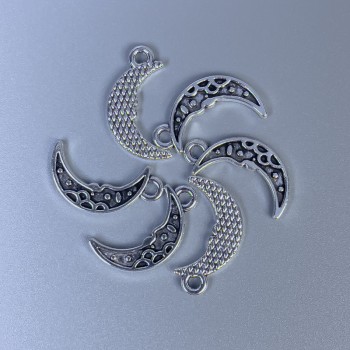 אביזרי תכשיטים - תליון ירח בצבע מתכת כסף, מידות 18×9-51, פתח בקוטר 5 מ"מ ±, קוטר 1.5 מ"מ ±, אריזה 32 יחידות