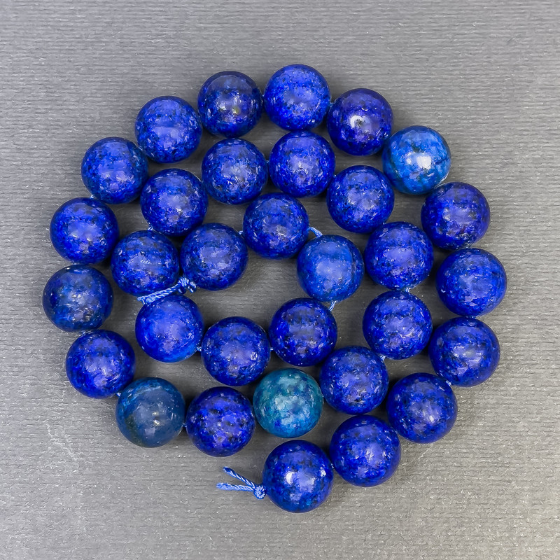 חרוזי אזוריט כדוריים חלקים, קוטר 12± מ״מ, פתח 1 מ״מ ±, אורך 39 ס״מ+