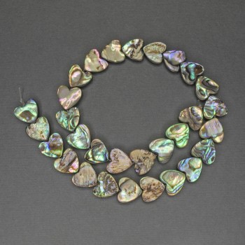 חרוזי הליאוטיס בצורת לב, קוטר 13 מ״מ, אורך 35 ס״מ על חוט