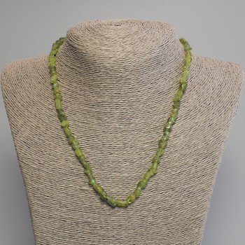 שרשרת חרוזי כריזוליט מלוטפים, קוטר 5-8×6 מ״מ, אורך 45 ס״מ, עם סגר