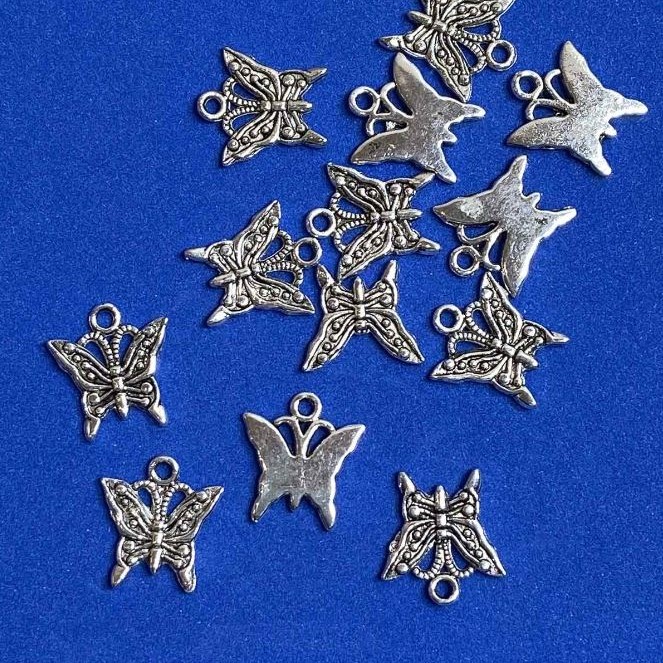 אביזרי תליון «פרפר» 18×16 מ״מ אריזה 20 גרם + -18 יחידות +