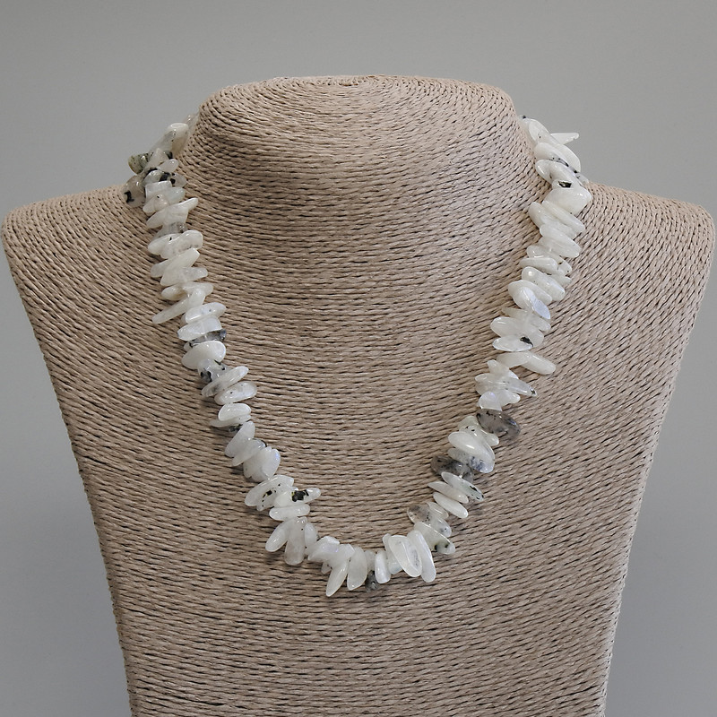 שרשרת אדולר שבבי, קוטר 12–16×2–6 מ״מ (+/-), אורך 45 ס״מ +5 ס״מ שרשרת הארכה