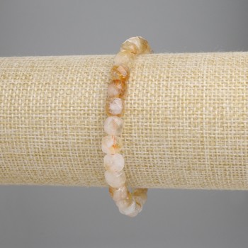 צמיד מציטרין מחורץ בצורת קוביה, צלע 6×6 מ״מ, אורך 18 ס״מ ± על בסיס אלסטי