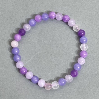 צמיד קוורץ ורוד ואמטיסט, חרוזים חלקים בקוטר כ-6 מ״מ, אורך כ-18 ס״מ, אלסטי