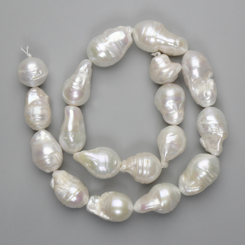 חרוזי פנינים בסגנון ברוק בגוון «בנזין» 20–26×14–16 מ״מ +-, אורך 40 ס״מ+