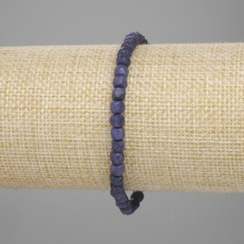 צמיד ספיר חתוך בצורת קובייה, קוטר 4×4 מ״מ ±, אורך 18 ס״מ ± סטרץ