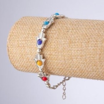 צמיד «יד החמסה» נגד עין הרע עם חרוזים צבעוניים, אורך 16–21 ס״מ ± ליחידה אחת