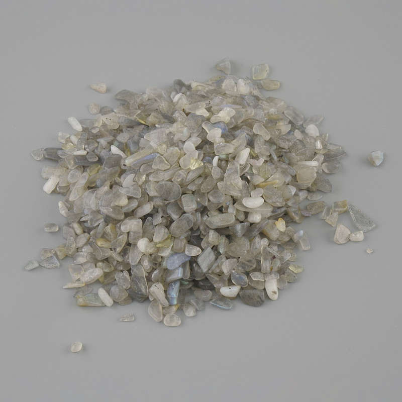 שברי אבן טבעית לברדורייט ללא חור 2-8x2-5.5 mm ±, אריזה 100 גרם (לפי 100 גרם ±)