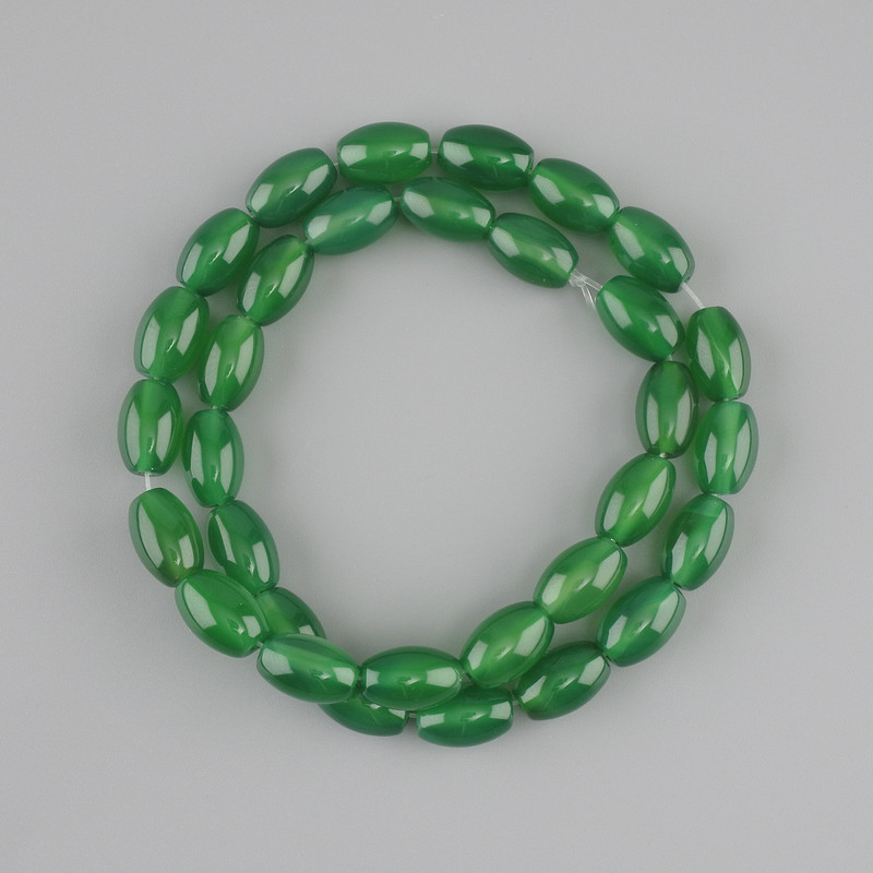 חרוזי כריזופרז בצורת גרגר, קוטר 12×7 mm, 5–8 mm ±, אורך כ-38 cm ± על חוט