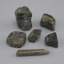 טורמלין שורל טבעי לא מעובד, קוטר 21–40×12–26 מ"מ ± (גדלים מעורבים) (מחיר ל-100 גרם)