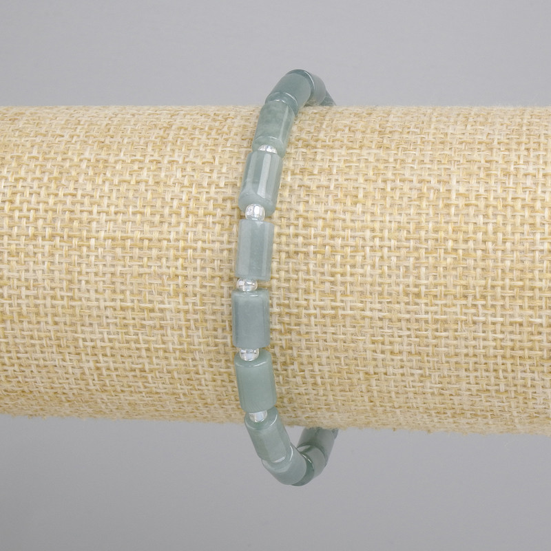 צמיד ג'דייט גליל, קוטר 8x5mm+- חרוזי זרע 3mm+-, אורך 18cm+- סטרץ'