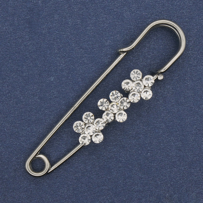 סיכת חזה-סיכה עם סטרזים לבנים 48×10 mm ± מתכת כסופה