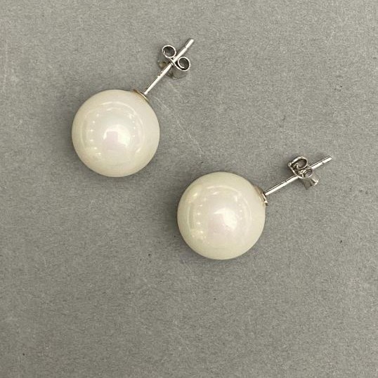 עגילי פוסטים מאיורקה