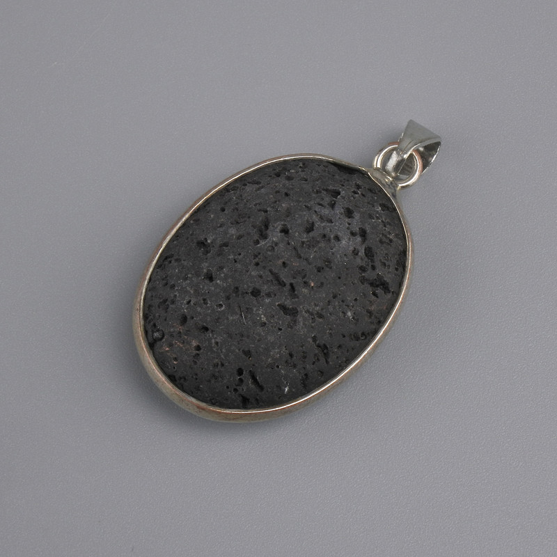 תליון לבה אובלי במסגרת, קוטר 26×20 mm ±, אורך 35 cm ±