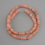 חרוזים מקונכיית Scapharca רונדל, קוטר 6×1.5–2 מ"מ ±, אורך 38 ס"מ ± על חוט