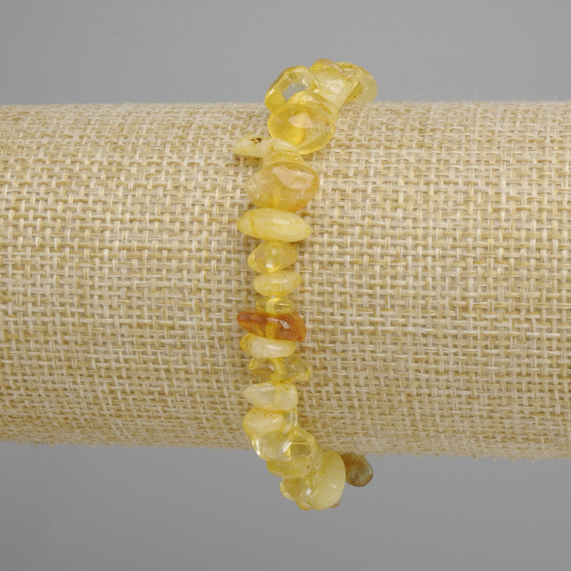 צמיד ציטרין שבבי, ממדים 8–11×3–6 mm ±, אורך 18 cm ± על גומי אלסטי