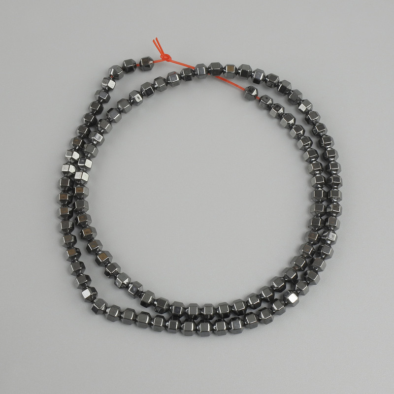 חרוזי המטיט רב-פאות, קוטר 4x4mm ±, אורך 39cm ±