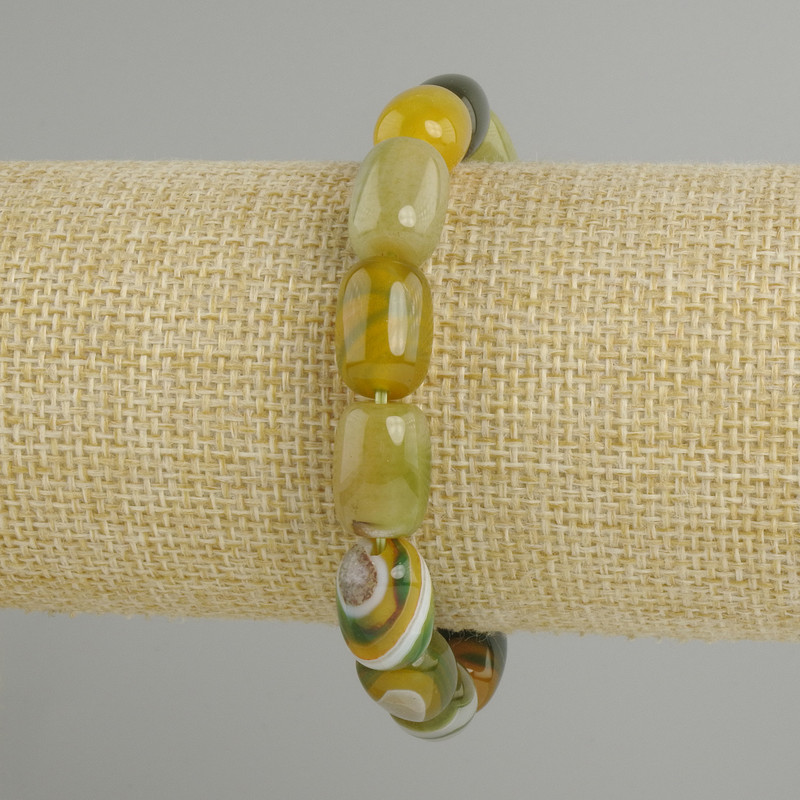 צמיד אגט בצורת חבית, ממדים 14×10 mm ±, אורך 18 cm ± סטרץ'