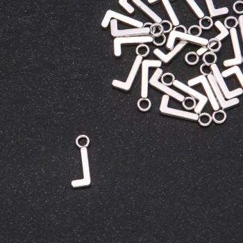 אביזרי תליון אות «L» 17×7 מ״מ אריזה 20 גרם (+- 30 יח)