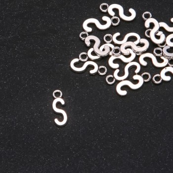 אביזרי תכשיטים תליון אות "S" 17×7 מ"מ אריזה 20 גרם (± 30 יחידות)