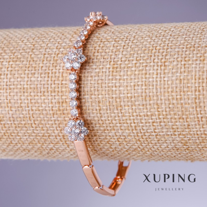 צמיד Xuping עם זירקונים לבנים, עובי 4–10 מילימטרים, אורך 18.5–19.5 סנטימטרים, ציפוי זהב 18K
