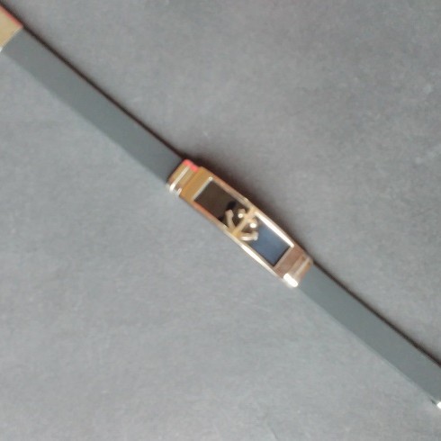 צמיד גברי «פלטה מפלדה» עוגן, גומי היקף 21 ס״מ