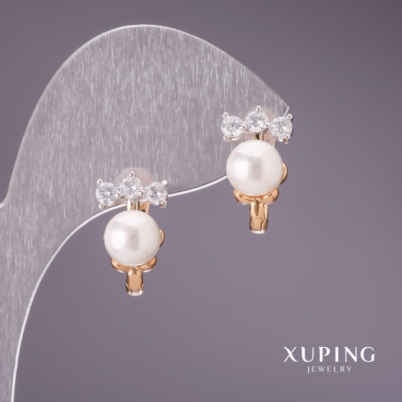 עגילי Xuping עם פנינים «מאיורקה» 16×10 מ״מ מצופים בזהב 18 קראט