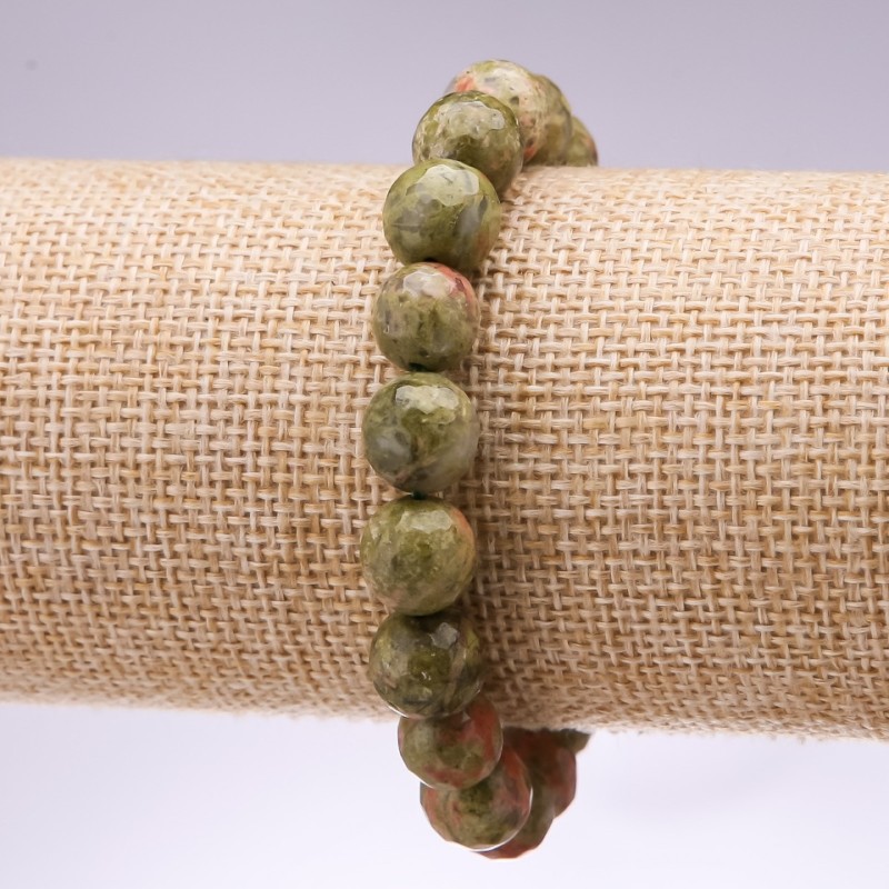 צמיד מאבן הליאוטרופ מלוטש, כדור בקוטר 10 מ״מ, אורך 18 ס״מ על חוט אלסטי