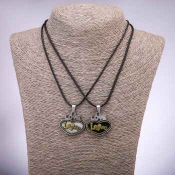 צמד תליוני חברות «לבבות אהבה», אורך 42–48 ס״מ, קוטר 30×25 מ״מ