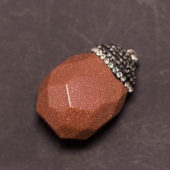 תליון «אגוז האלון» מאבטורין «חול זהוב» (סינתטי) 24×36×40±מ״מ