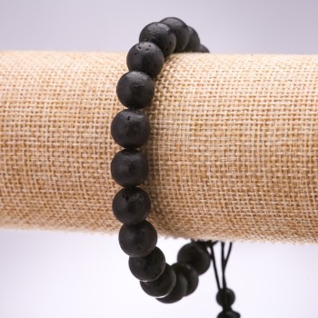 צמיד אבן לבה, קוטר 10 מ״מ, אורך 18–24 ס״מ, מתכוונן