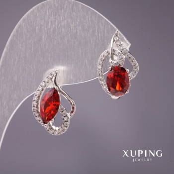 עגילים Xuping – אסימטריה עם אבן אדומה 18×11mm ציפוי רודיום