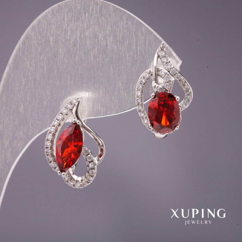 עגילים Xuping – אסימטריה עם אבן אדומה 18×11mm ציפוי רודיום