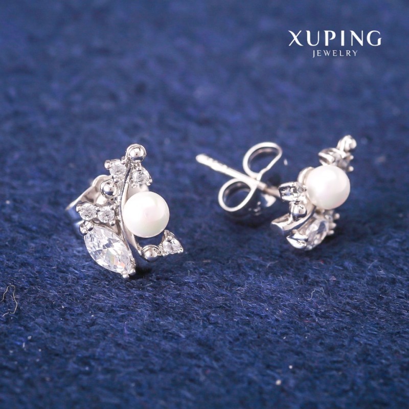 עגילי סטוד כדוריים Xuping עם קריסטלים לבנים ופנינה ממיורקה, קוטר 8×13 מ״מ, ציפוי רודיום