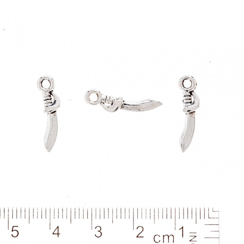 אביזרי פרזול תליון 'חרב' בצבע כסף 19×4 mm, באריזה 20 גרם, ±53 יחידות