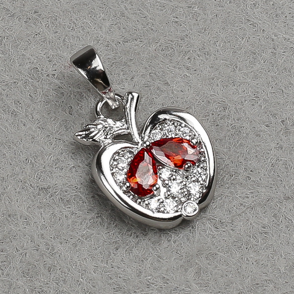 תליון Xuping ורודיום «תפוח» עם אבני סטרז לבנות ואדומים 21×12 מ״מ +