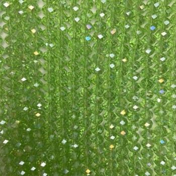 חרוזי קריסטל צ'כי ירוקים בהירים על חוט שקופים עם ציפוי בנזין, רונדלים חתוכים, קוטר 8×6,5 מ״מ, אורך 40-4