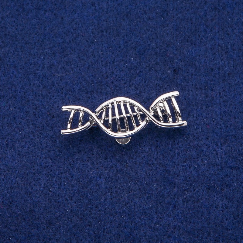 סיכה «ספירלת ה-DNA» 13×40 מ״מ, מתכת כסופה