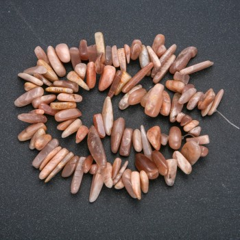 חוט מאבן טבעית סלניט שבב «מחט», קוטר 15×5 מ״מ, אורך 40 ס״מ +